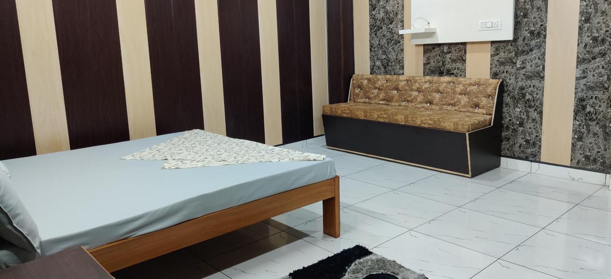 Oyo Home Foodway Hub Roorkee エクステリア 写真